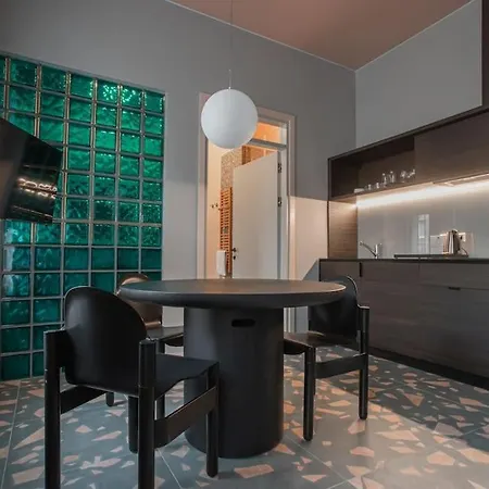 Resume Apartments, Swimmer Lounge No 4 By Urban Rent Kaunas