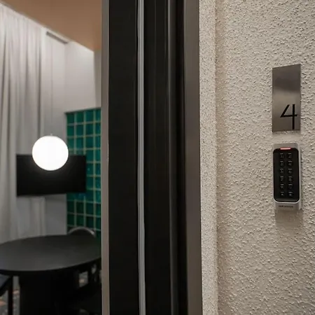 Apartment Resume Apartments, Swimmer Lounge No 4 By Urban Rent Kaunas