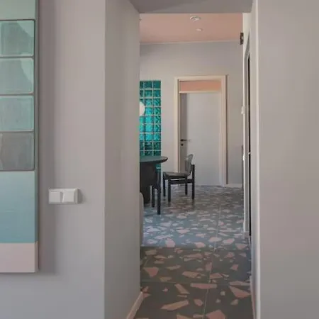 Resume Apartments, Swimmer Lounge No 4 By Urban Rent Apartment *