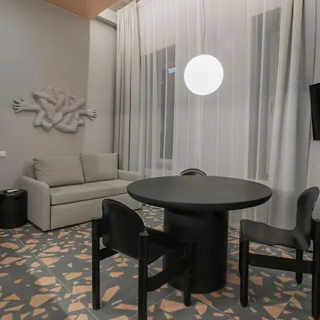 Resume Apartments, Swimmer Lounge No 4 By Urban Rent Kaunas