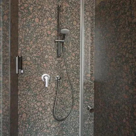 Resume Apartments, Swimmer Lounge No 4 By Urban Rent Apartment *